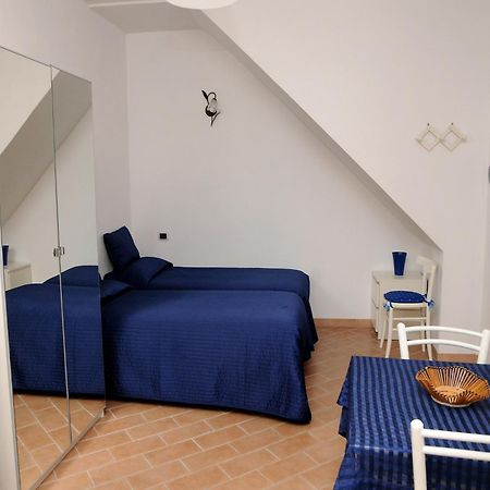 Guest House Dimora Fiorita Serracapriola Rum bild