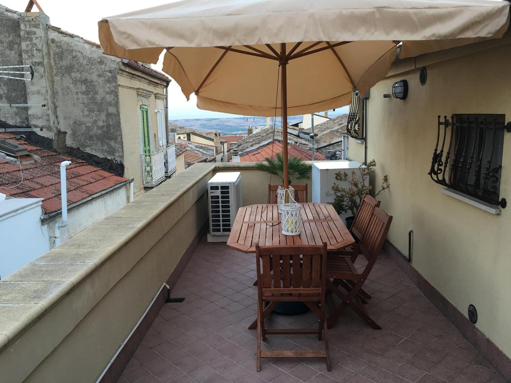 Guest House Dimora Fiorita Serracapriola Rum bild